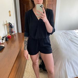 LAST CHANCE Short jumpsuit faux wrap romper